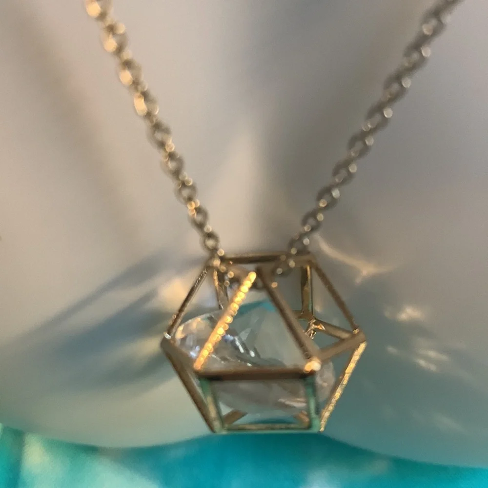 #386✅ Necklace - Picture 1 of 4